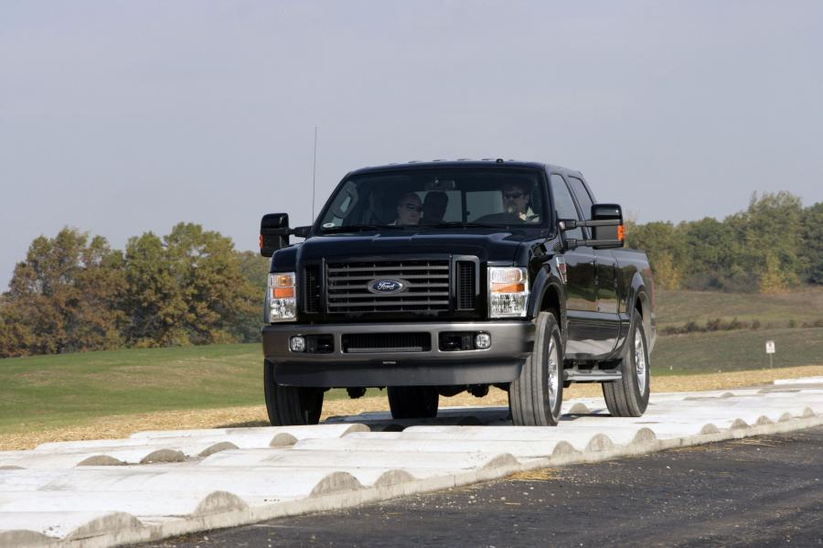  Ford F-250 Super Duty 2008 года  (фото 4 из 121)